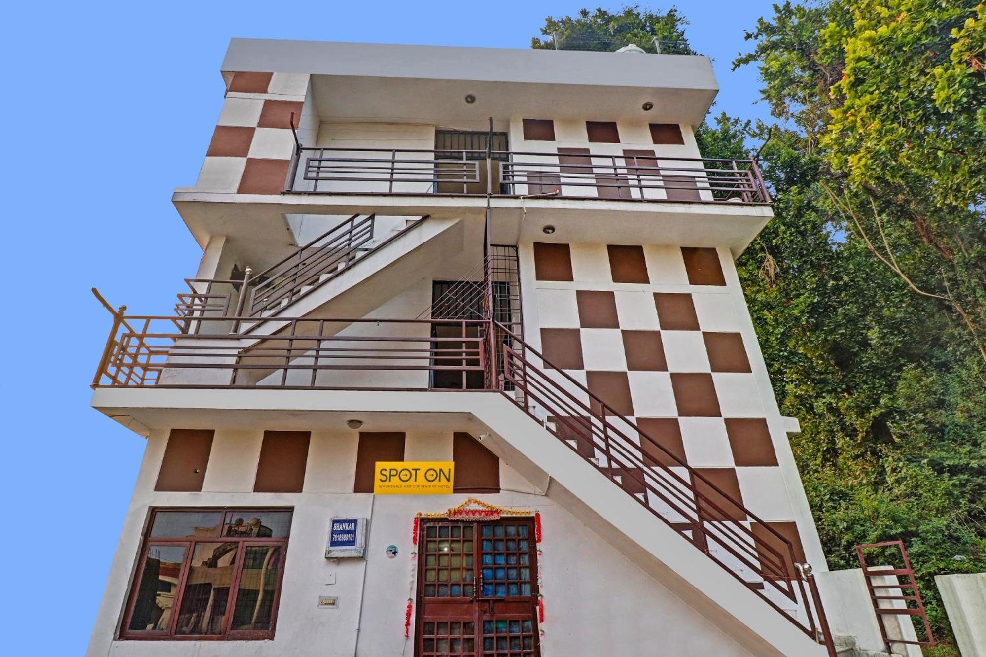 Hotel O Ganga Pg And Home Stay Jhājra Exterior photo